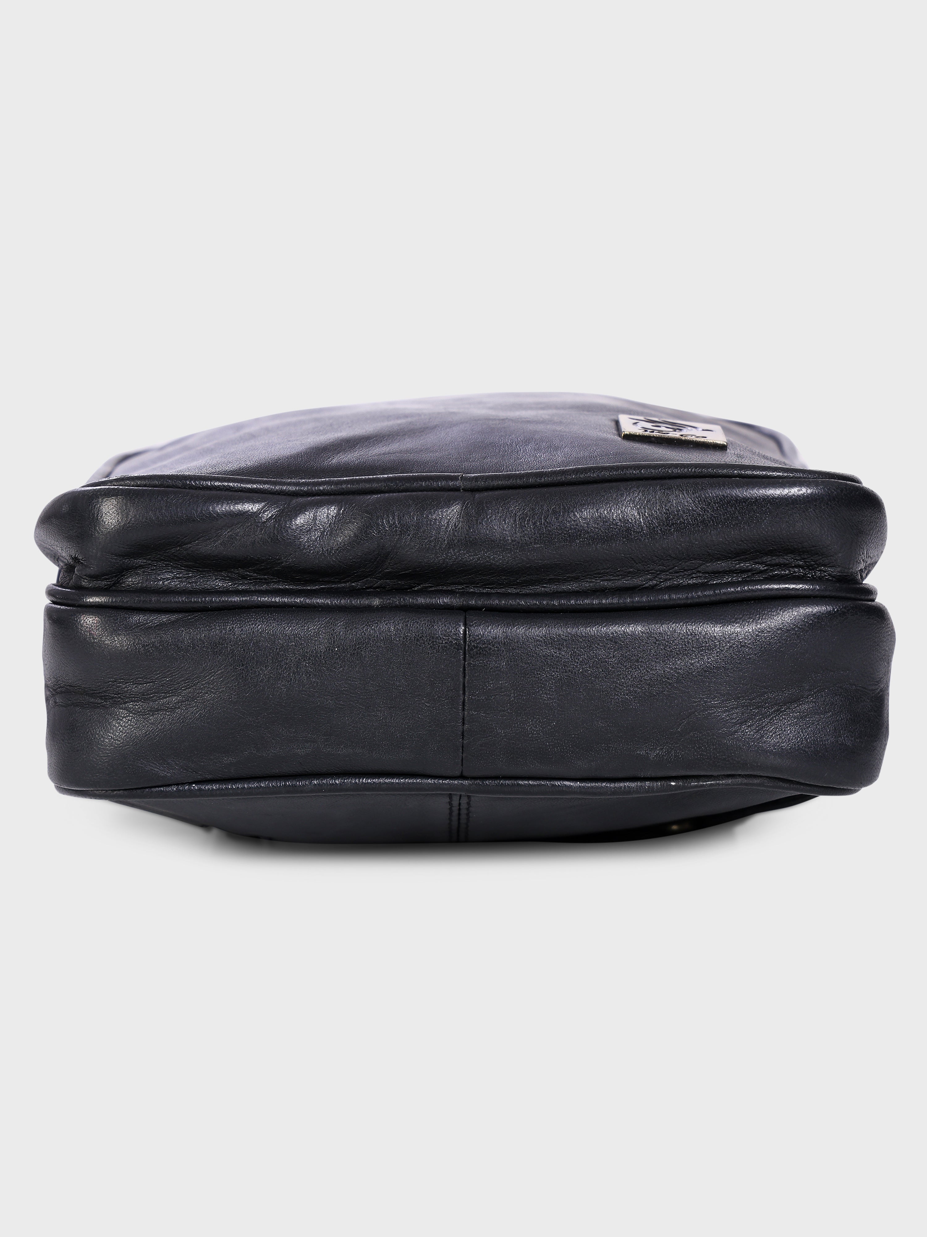 Unisex Genuine Leather ,Soft Luxurious Veg Tanned Two Toned - Travel Shoulder Strap Bag